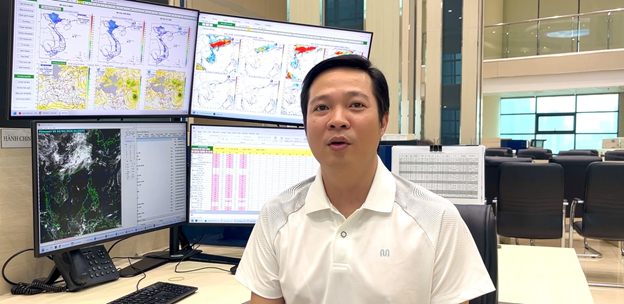 CẢNH BÁO: Mưa dông, lốc sét và mưa đá sắp đổ bộ Bắc Bộ
