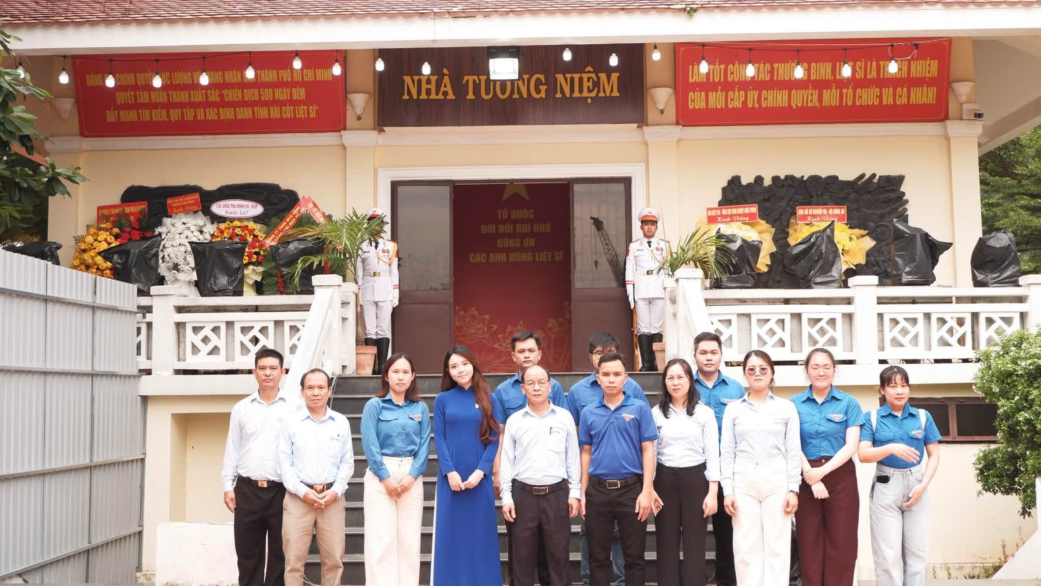 Tuổi trẻ Đài khí tượng thủy văn NamBộ dâng hương tưởng niệm các anh hùng liệt sĩ