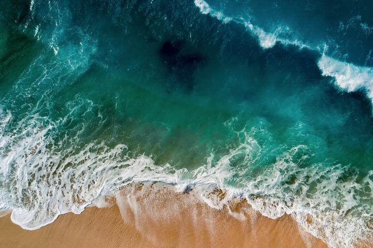 Cắt giảm mạnh lượng phát thải trước giữa thế kỷ là yếu tố mang tính quyết định để giảm ảnh hưởng của tình trạng mực nước biển dâng về lâu dài.