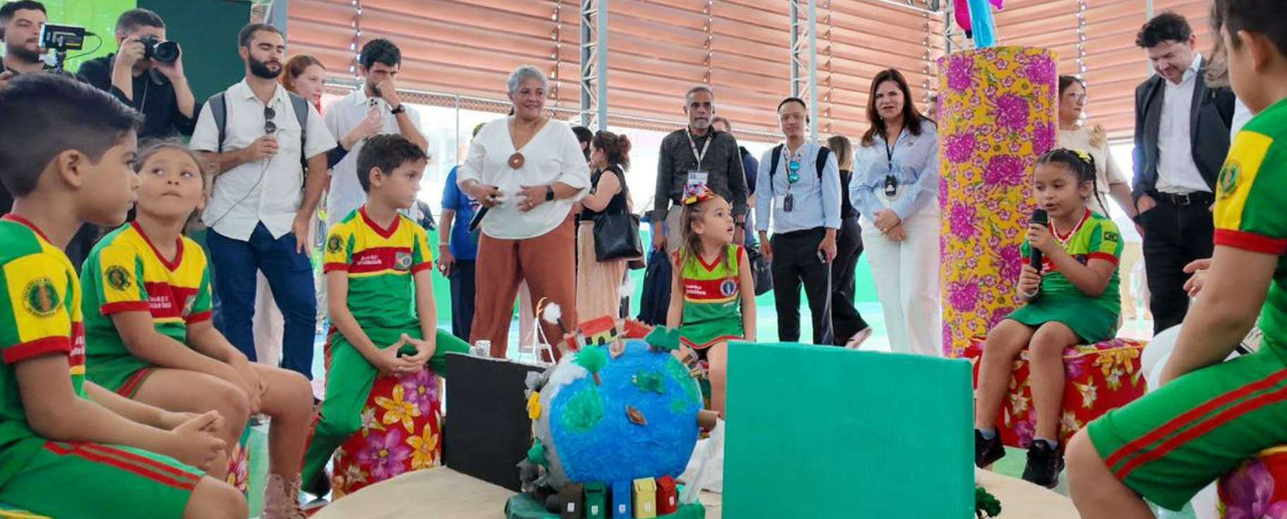 Ở Amazon, một ngôi trường trở thành ngọn hải đăng của khả năng phục hồi khí hậu