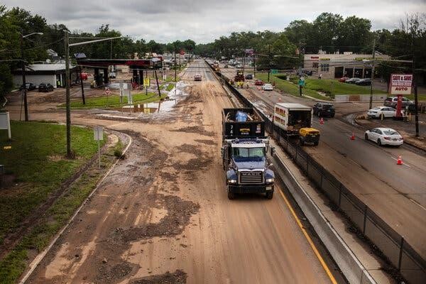 20 tiểu bang kiện chính quyền Trump vì chấm dứt tài trợ của FEMA cho việc giảm nhẹ thiên tai
