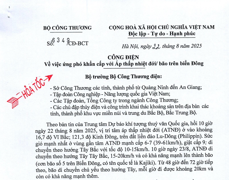 Bộ Công Thương ban hành công điện khẩn ứng phó áp thấp nhiệt đới trên Biển Đông