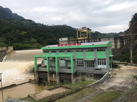 Khắc phục sự cố gián đoạn truyền dữ liệu khí tượng thủy văn tại Nhà máy Thủy điện Sông Miện do ảnh hưởng của giống lốc, mưa lớn