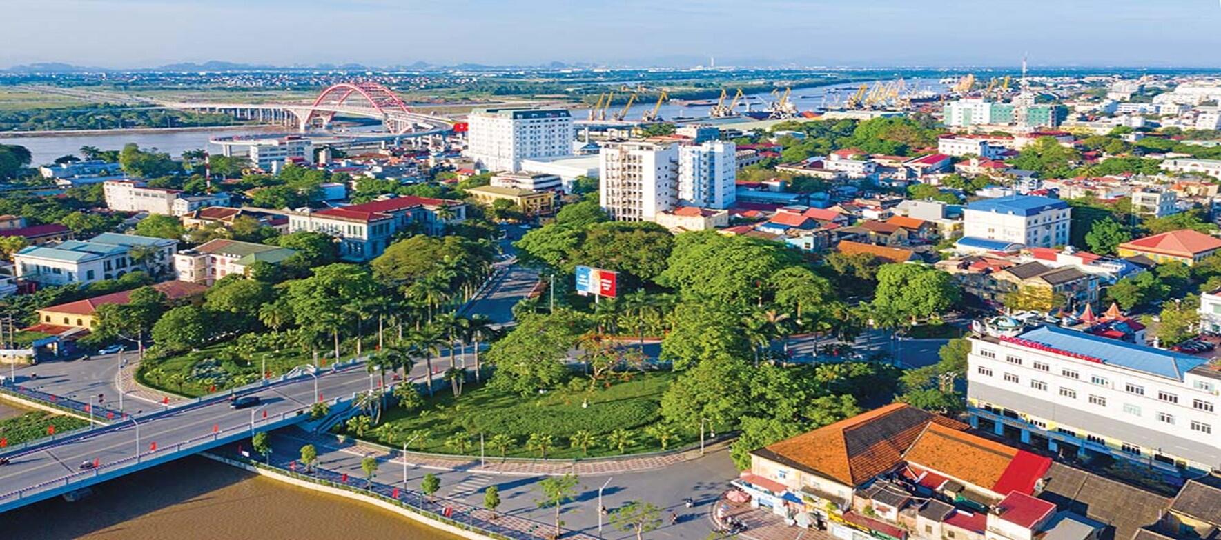 Hải Phòng hợp tác 4 bên đẩy mạnh giảm phát thải các-bon, phát huy vai trò của ngành Khí tượng Thủy văn trong ứng phó biến đổi khí hậu