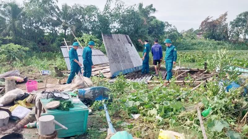 An Giang: Mưa giông làm sập, tốc mái 87 căn nhà