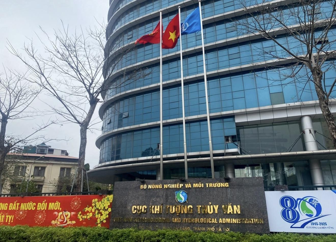 Cục Khí tượng Thủy văn tổ chức các hoạt động hướng tới kỷ niệm 80 năm ngày Thương binh - Liệt sĩ