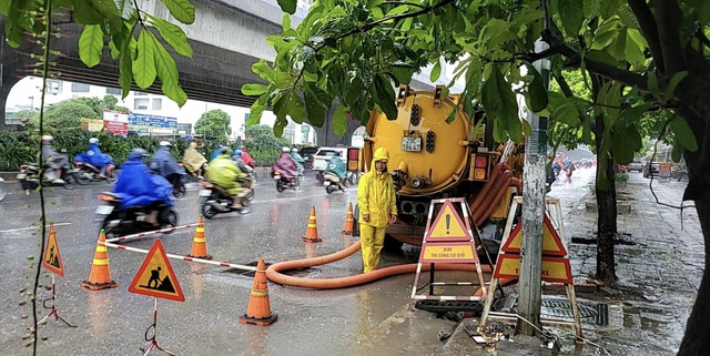 Hà Nội chủ động tiêu thoát nước, chưa ghi nhận điểm ngập sau mưa lớn